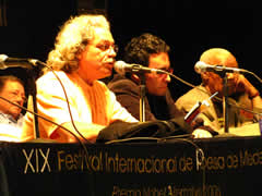 William Osuna en el 19 Festival de Poesía de Medellin. Fotografía: Natalia Rendón