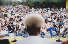 Wole Soyinka en el parque de los pies descalzos