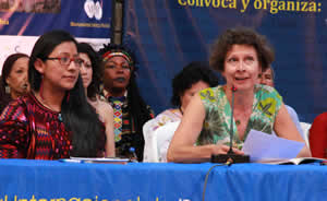 Lorna Shaughnessy (Irlanda del Norte). Fotografía: Festival de Poesía de Medellin